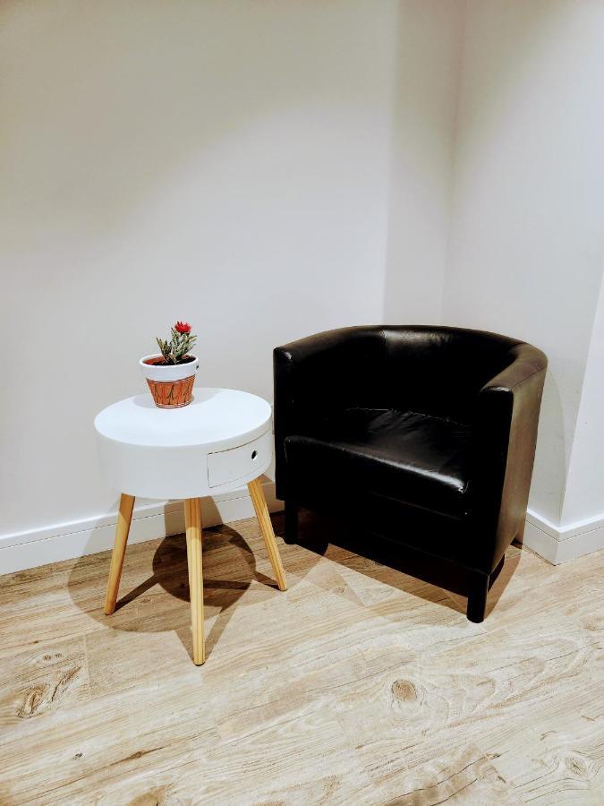 Estudio Con Terraza Badalona Hotell Eksteriør bilde