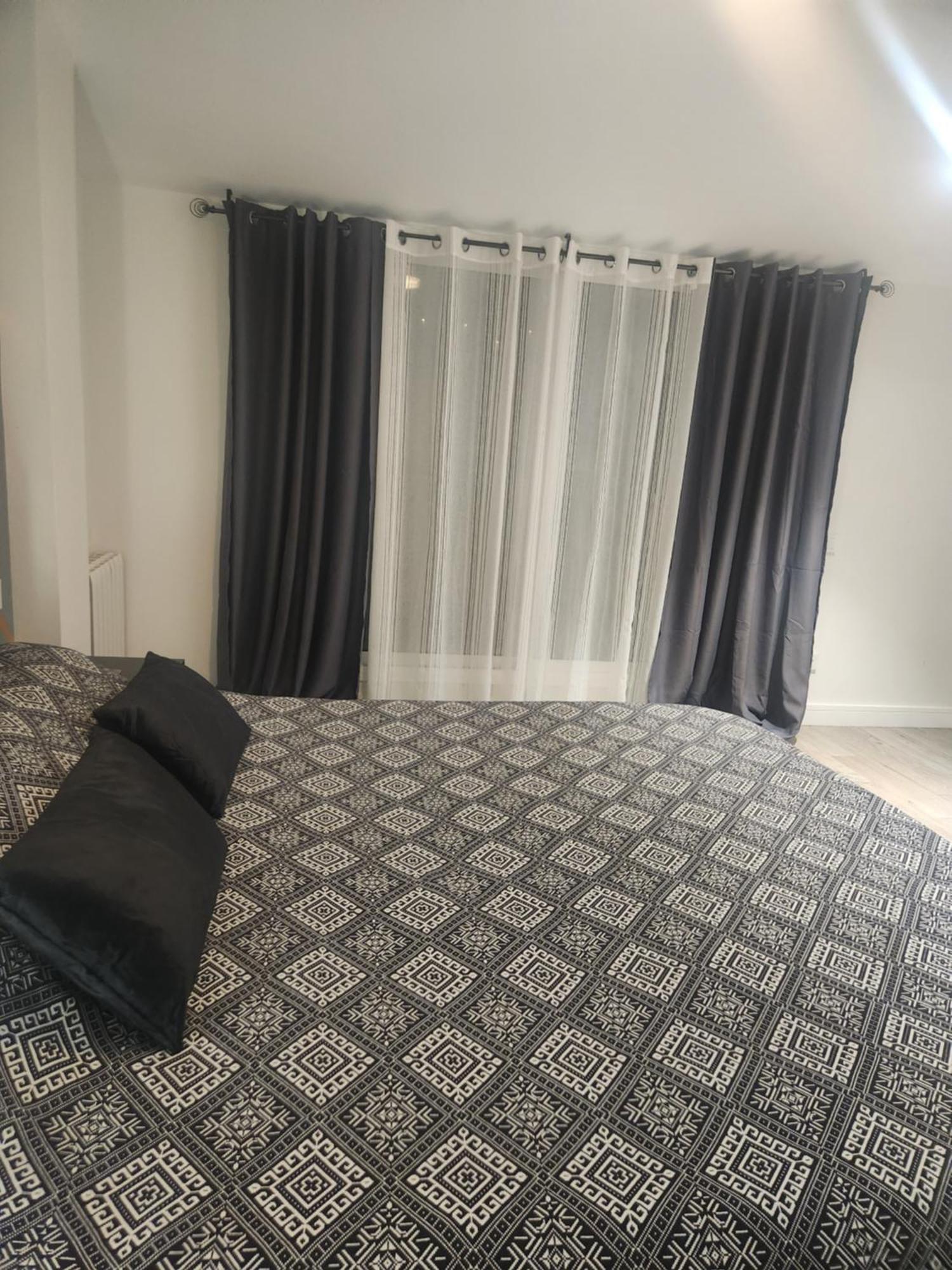 Estudio Con Terraza Badalona Hotell Eksteriør bilde