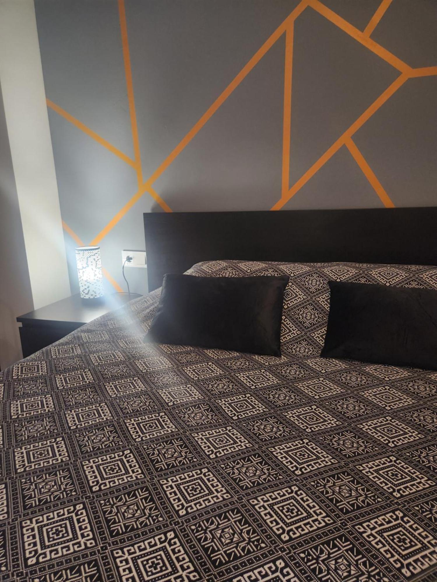 Estudio Con Terraza Badalona Hotell Eksteriør bilde